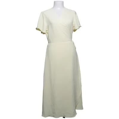 Robe portefeuille (Jaune) de VILA Polyester recyclé