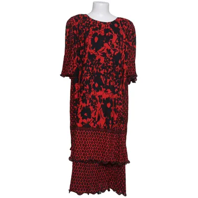 Robe (Rouge, Noir) de Puszta