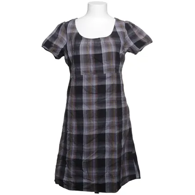 Klänning (Svart, Grå, Vit, Brun) från Casual by Halens Polyester