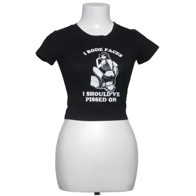 T-shirt (Noir) de Cherry Kitten Coton, Élasthane