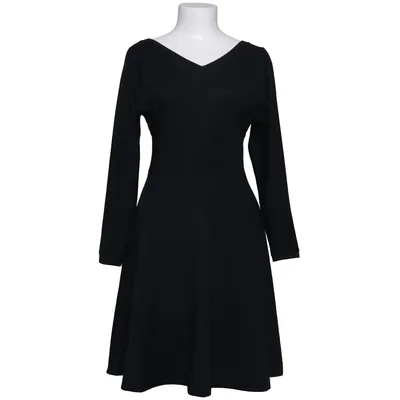 Klänning (Svart) från Almedahl Polyester