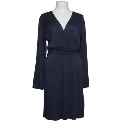 Robe portefeuille (Bleu) de About You Polyester