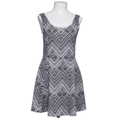 Klänning (Svart, Vit) från Divided by H&M Elastan, Polyester