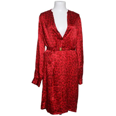 Robe (Rouge) de Kiomi Soie