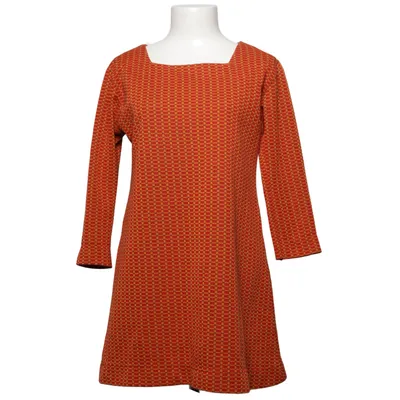 Robe (Orange, Rouge) de Morrison