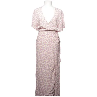 Slå-om-kjole (Pink, Hvid, Gul) fra Sanne Alexandra Viscose