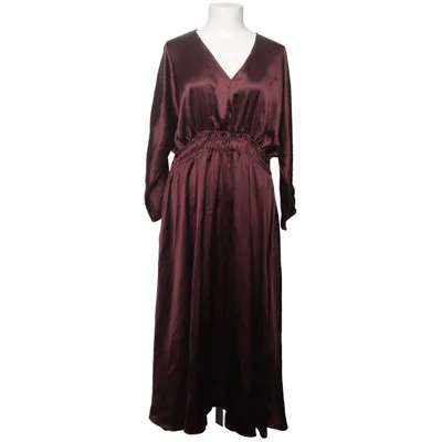 Robe longue (Violet) de Pernilla Wahlgren Design Polyester
