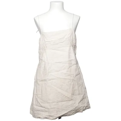 Kjole (Beige) fra The Editor's Market