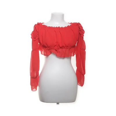 Crop top (Red) from Femme Luxe