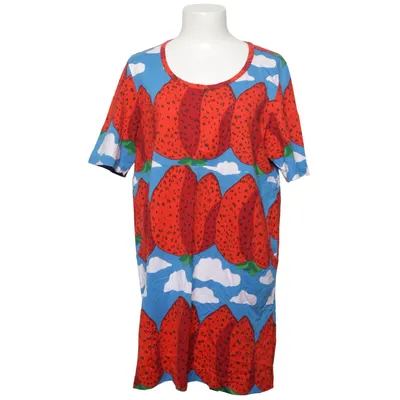 Kjole (Mansikka) fra Marimekko Bomuld