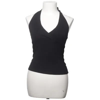 Halter neck top (Black) from Brooker