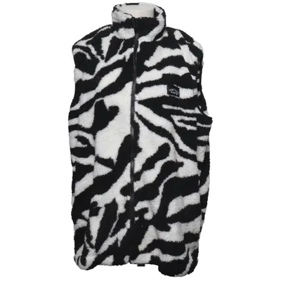Outer vest (White, Black) from Vintage Supply Polyester