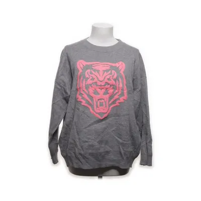 Sweater (Gray, Pink) from Regular Nylon, Polyester, Viscose