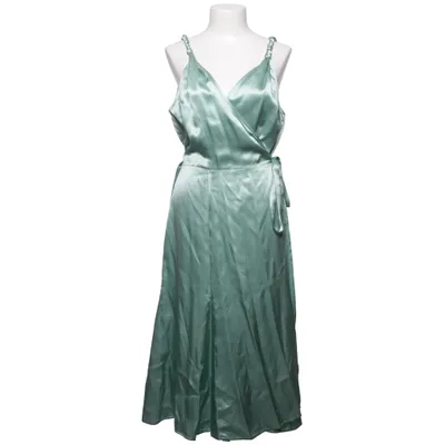 Wrap dress (Green) from Talking French Silk