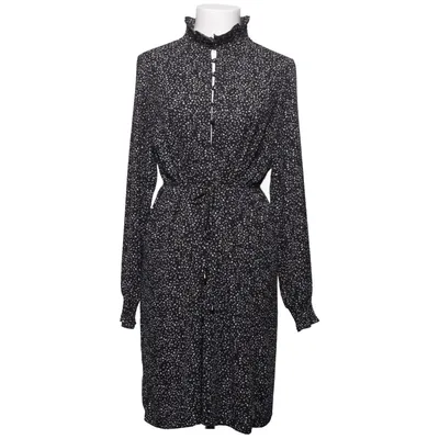 Klänning (Svart, Vit) från Noom