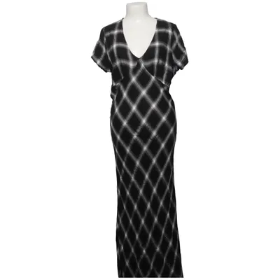 Maxi dress (Black, White) from Disturbia Viscose