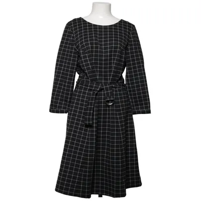 Klänning (Svart, Vit) från Le Comte Polyester