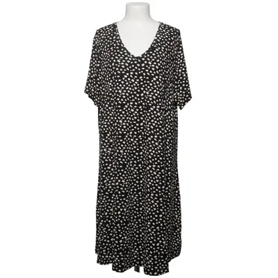 Dress (Black, White) from ONLY Carmakoma
