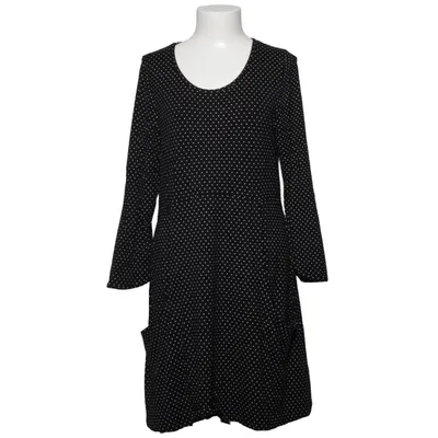 Klänning (Svart, Vit) från Kanok Elastan, Viskos