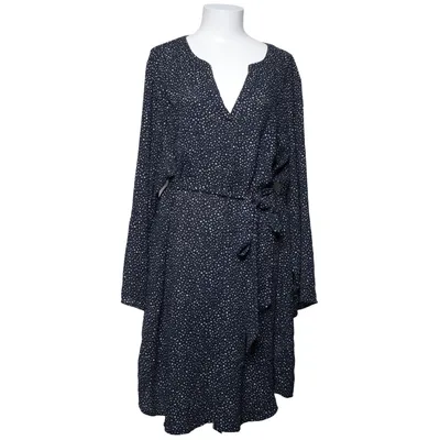 Klänning (Svart, Vit) från Zizzi Polyester