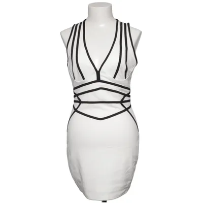 Klänning (Vit, Svart) från Fashion Nova Elastan, Polyester