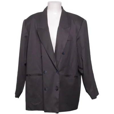 Blazer (60451) from Chase Acetate