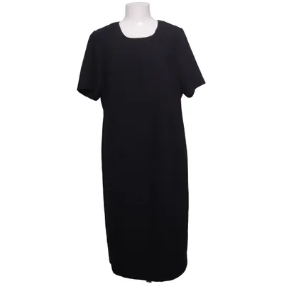 Robe (Noir) de Atelier Creation Polyester