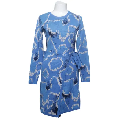 Jurk (Blauw, Meerkleurig) van Never Fully Dressed Polyamide, Polyester, Viscose