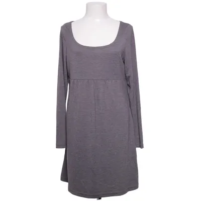 Vente kjole (Grå) fra Casual by Halens Polyester, Viscose