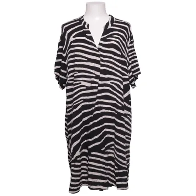 Jurk (Zwart, Wit) van H&M Viscose