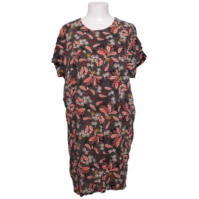 Klänning (Svart, Flerfärgad) från H&M+ Viskos