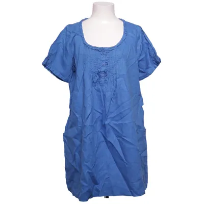 Robe (Bleu) de Carla F Lin