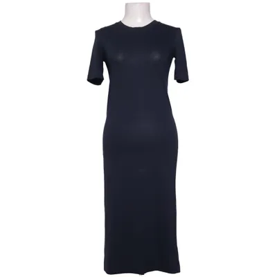 Jurk (Beyond) van Weekday Polyester, Viscose