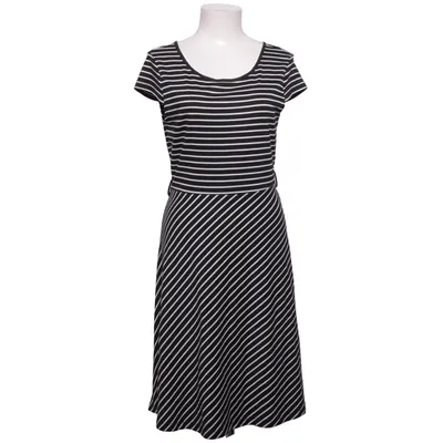 Jurk (Zwart, Wit) van Vero Moda