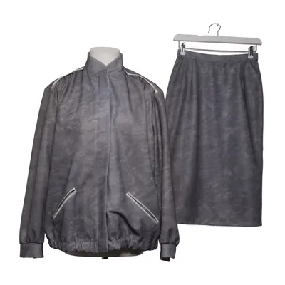 Tailleur jupe (Gris) de Åshild
