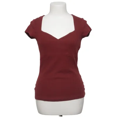 Haut (Rouge) de Anna Field