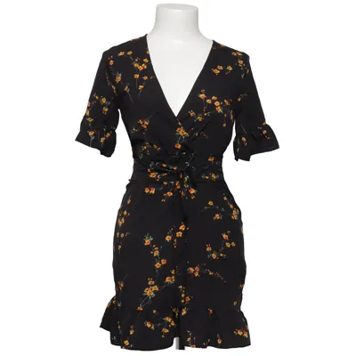 Jurk (Zwart, Meerkleurig) van PrettyLittleThing Polyester