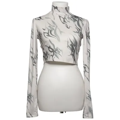 Crop top (White, Gray, Black) from Bershka