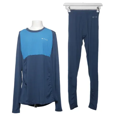 Base layer (Blue) from WYTE Elastane, Polyester