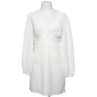 Robe (Blanc) de Nelly x Glamorous Polyester