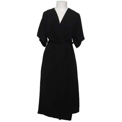 Wrap dress (Black) from Dry Lake