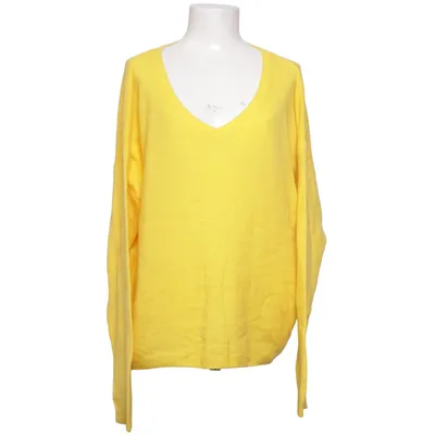 Sweater (Yellow) from SØR Cashmere