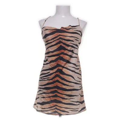 Klänning (Brun, Svart, Beige) från Jagger & Stone