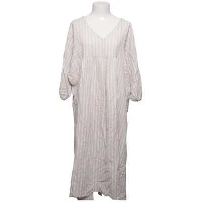 Robe (Beige, Blanc) de Marta Coton