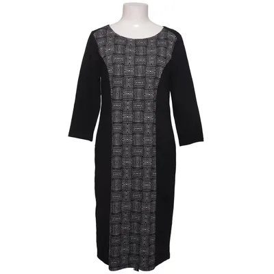 Kleid (Schwarz, Weiß) von Shape Elasthan, Polyester, Viskose