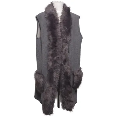 Outer vest (Gray) from WeiWei