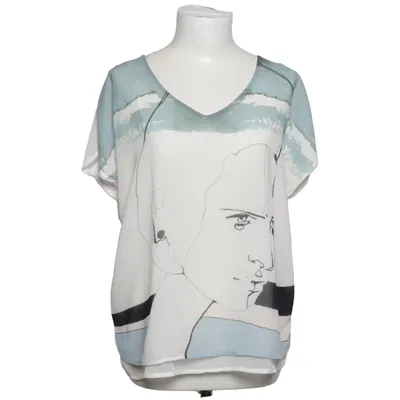 Topp (Vit, Blå, Grå) från Cha Cha Polyester, Viskos
