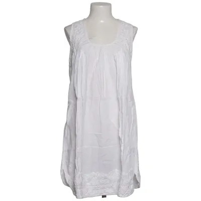 Robe (Blanc) de Sita Murt