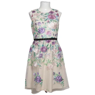 Cocktailklänning (Beige, Flerfärgad) från Chi Chi London Polyamid, Polyester