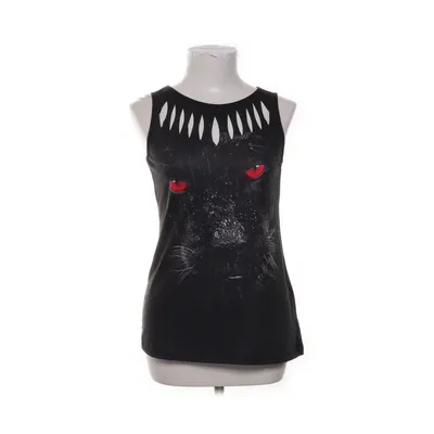 Linne (Svart, Röd) från Gothicana by EMP